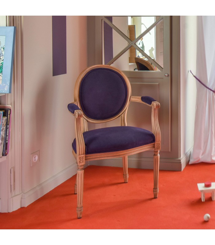 fauteuil finition chêne brûlé et velours  aubergine